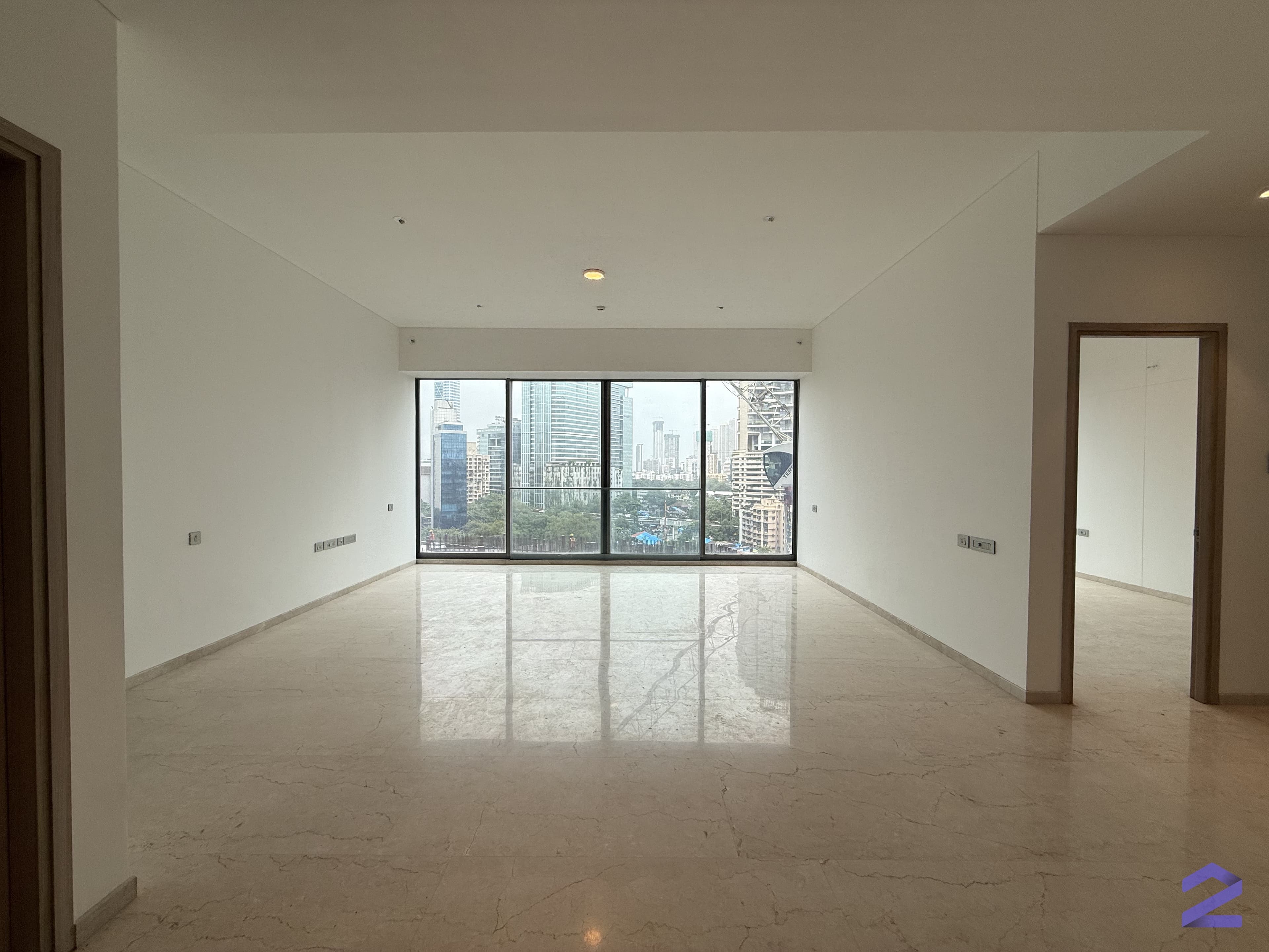 4 BHK Apartment in Rustomjee Crown