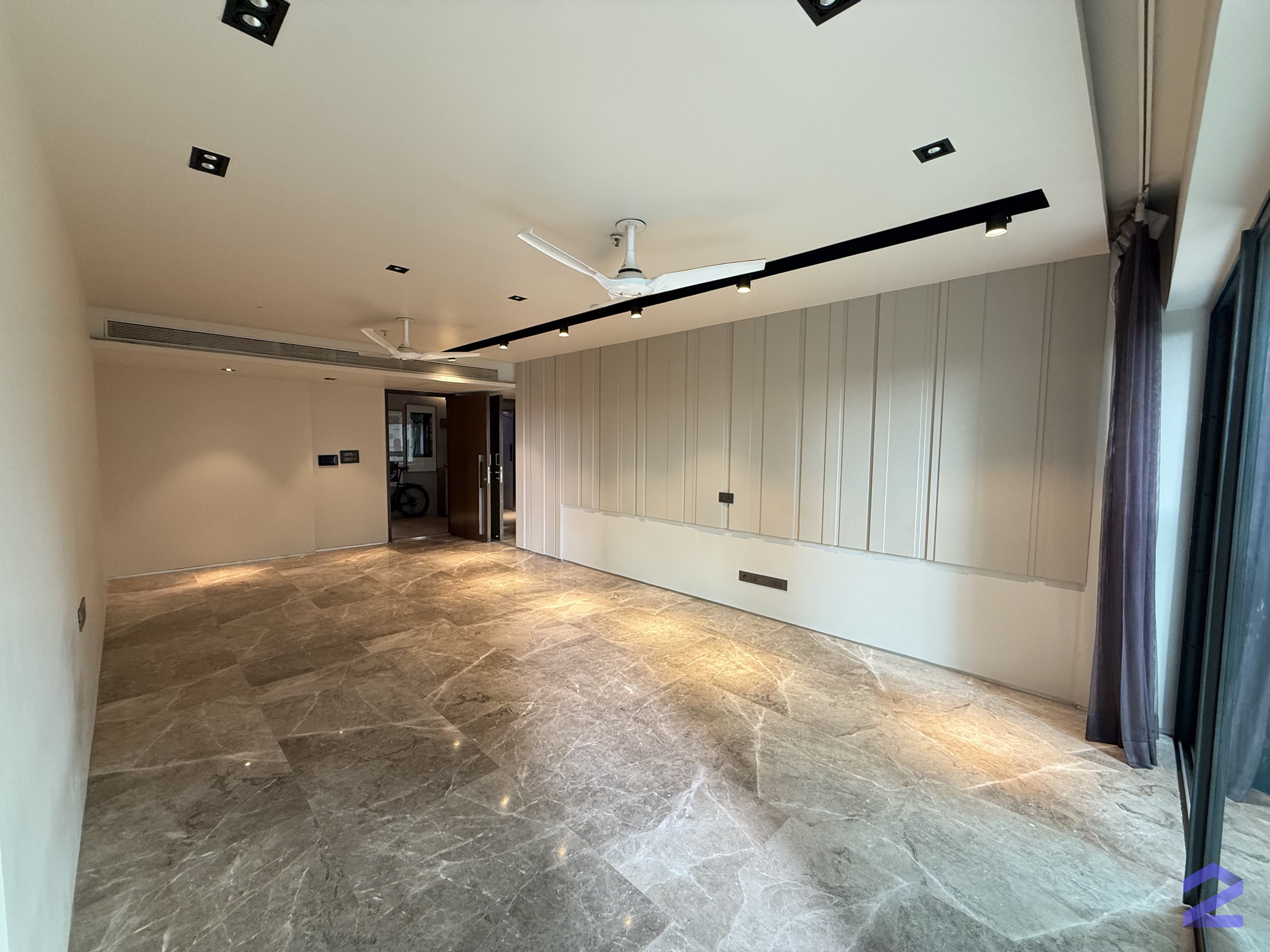3 BHK Apartment in Rustomjee Paramount