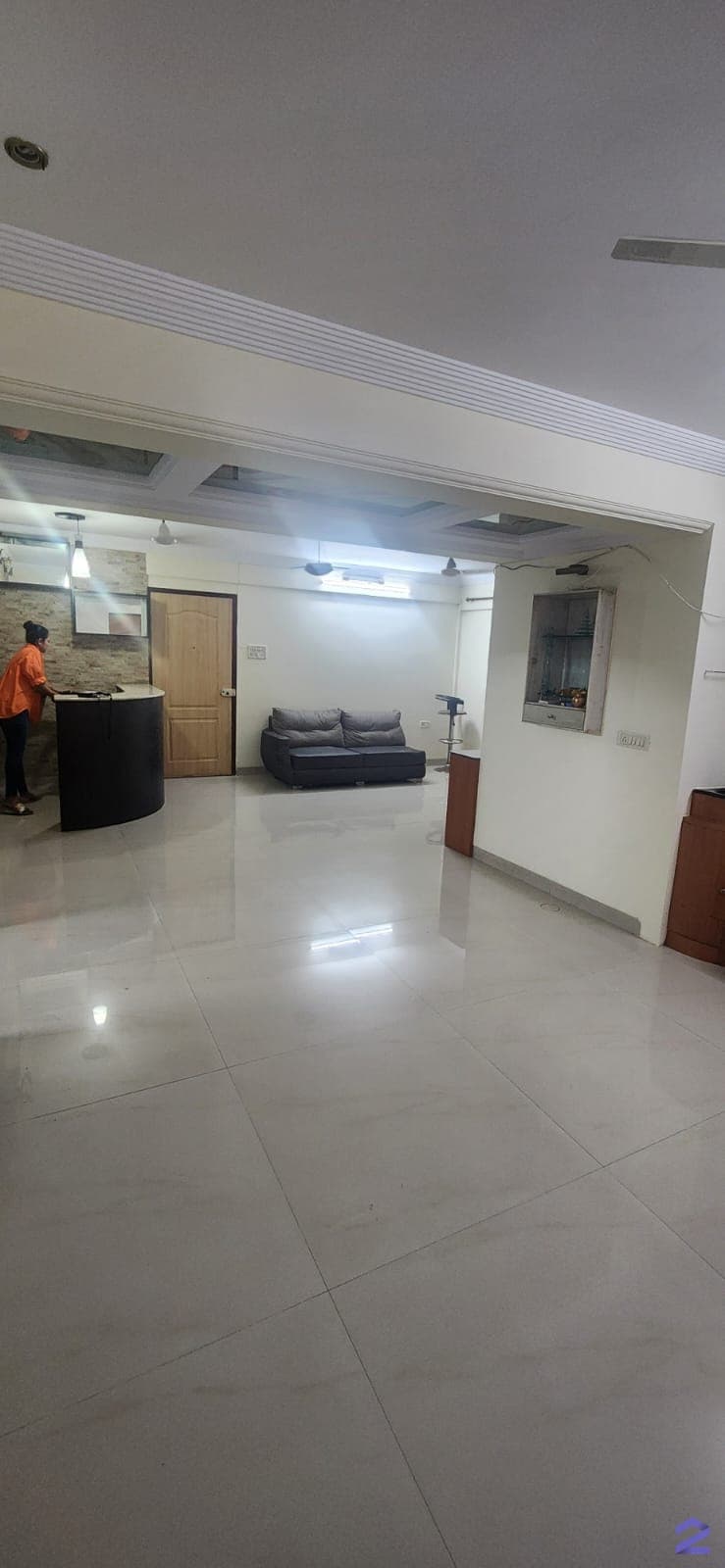 2 BHK Apartment in Mani Bhuvan Building