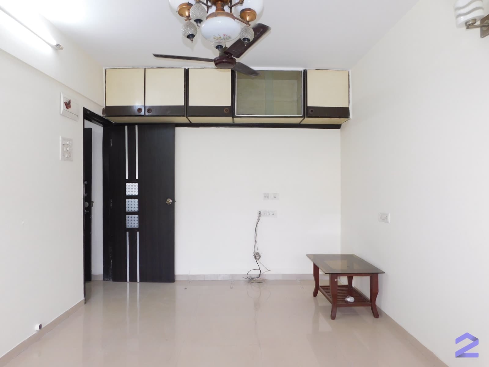 1 BHK Apartment in Kumudini Building
