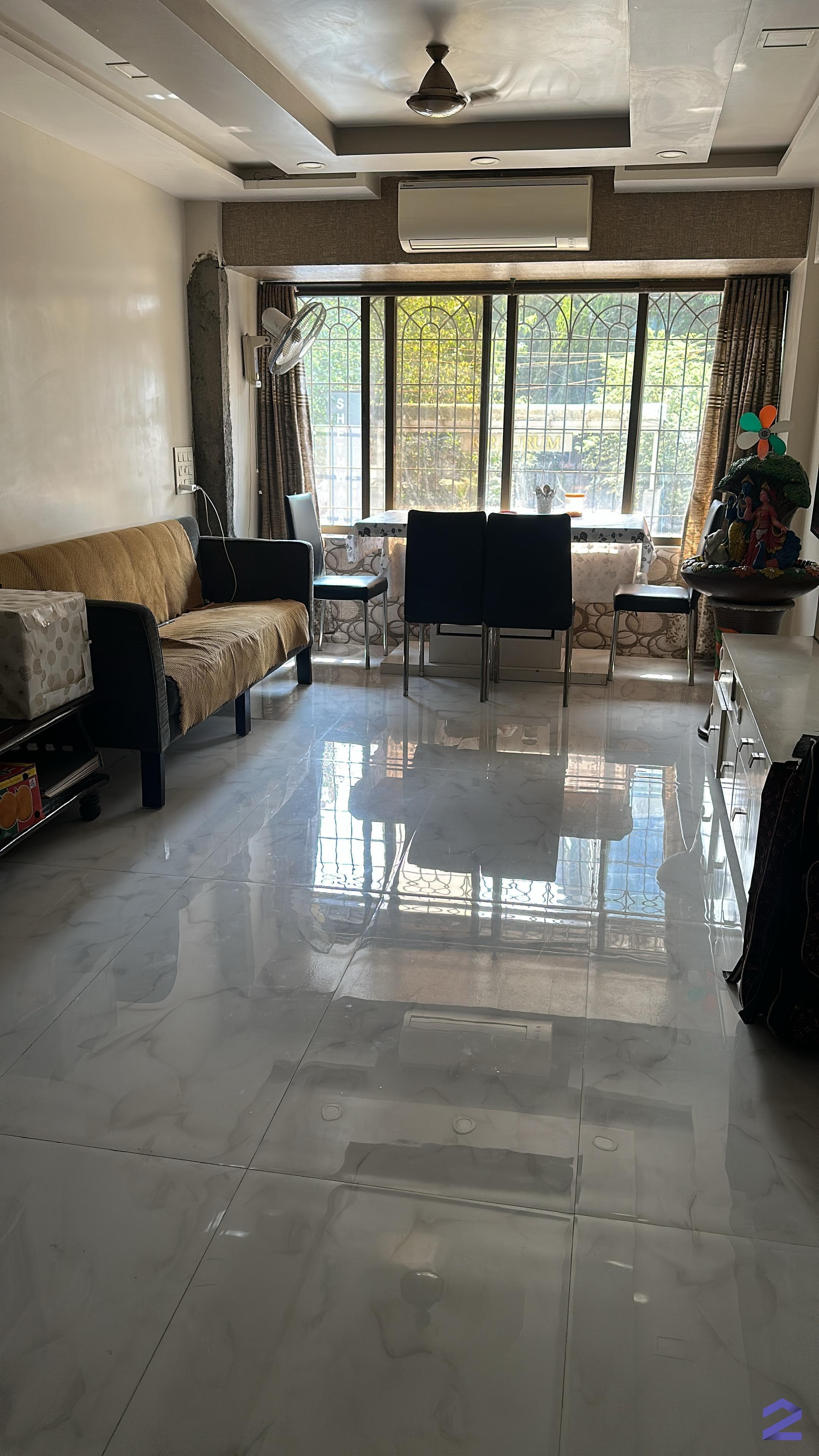 2 BHK Apartment in Shah Apartment